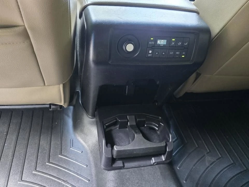 2018 Toyota Sequoia 2nd Gen - Image 11 of 20