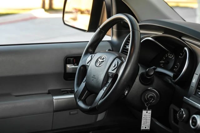 2018 Toyota Sequoia 2nd Gen - Image 17 of 21