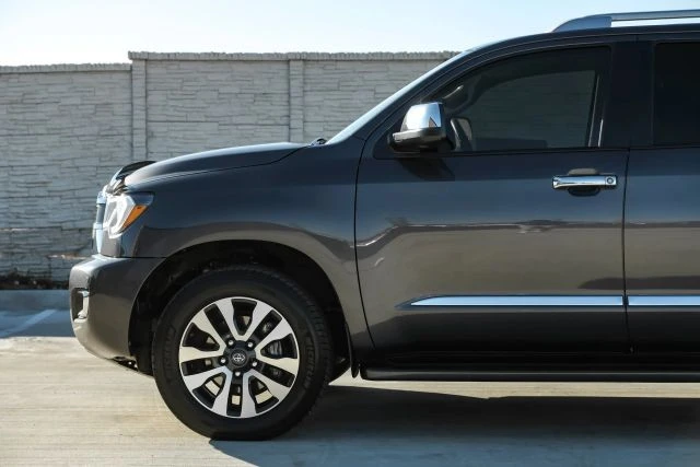2018 Toyota Sequoia 2nd Gen - Image 14 of 21