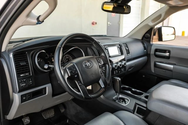 2018 Toyota Sequoia 2nd Gen - Image 3 of 21