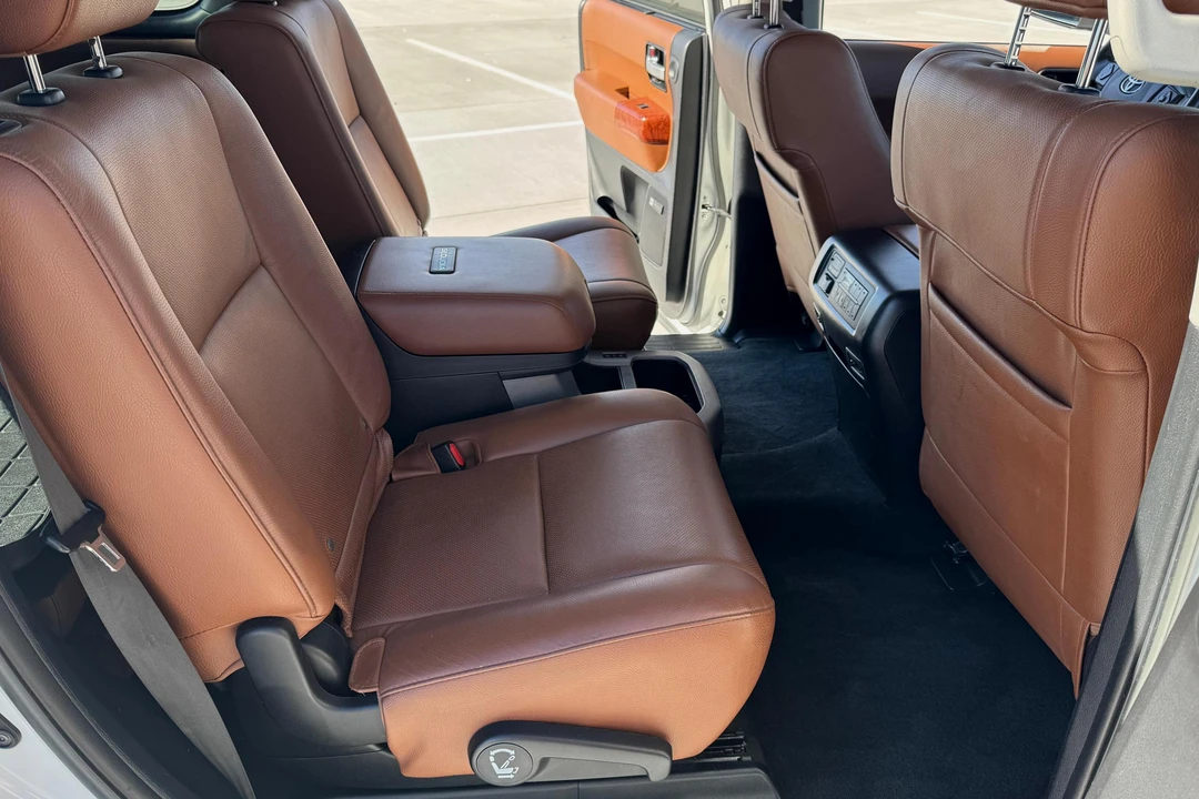 2018 Toyota Sequoia 2nd Gen - Image 24 of 31
