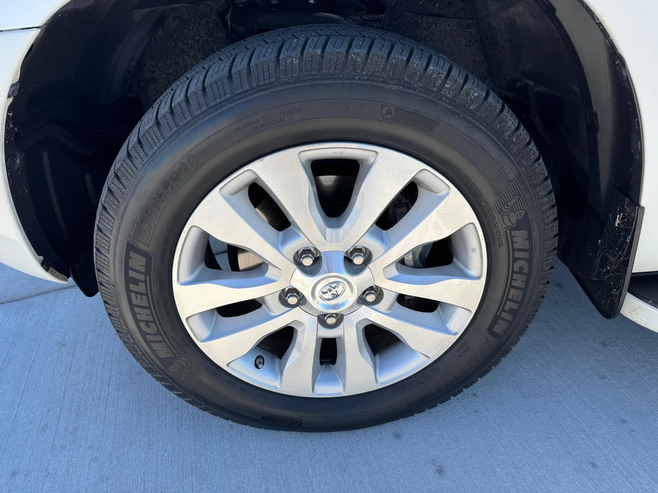 2018 Toyota Sequoia 2nd Gen - Image 18 of 31