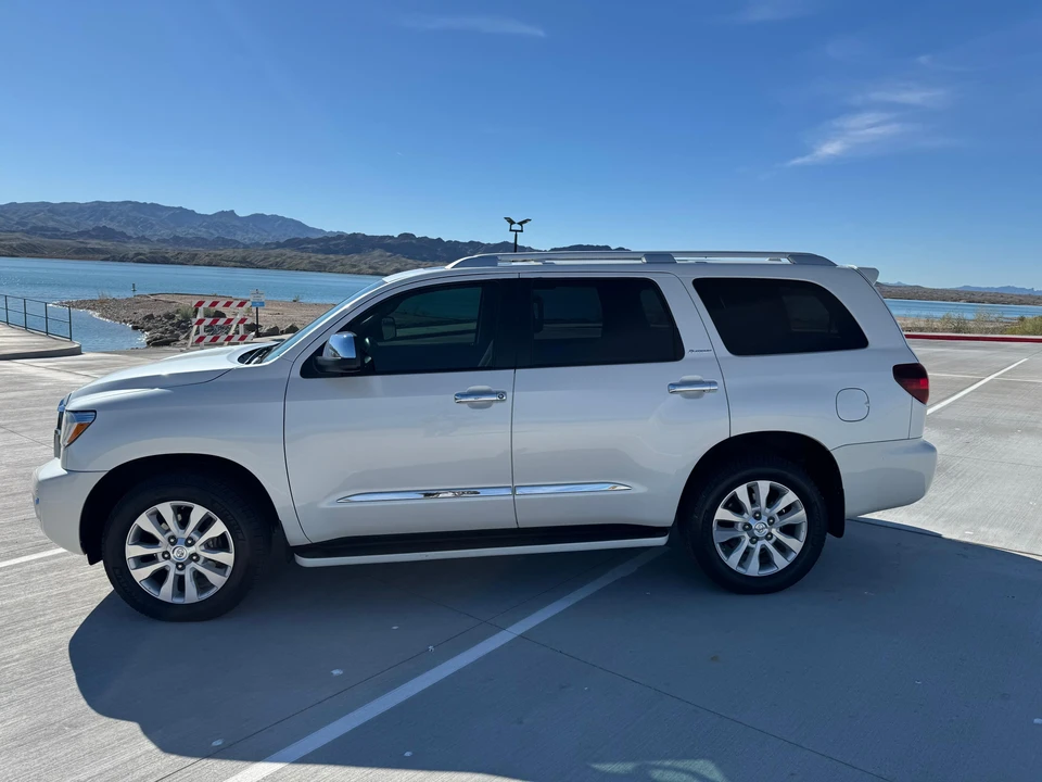 2018 Toyota Sequoia 2nd Gen - Image 6 of 31