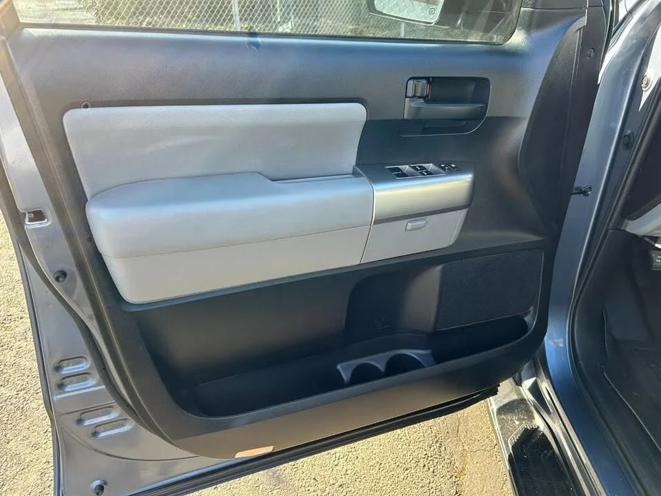 2018 Toyota Sequoia 2nd Gen - Image 13 of 19