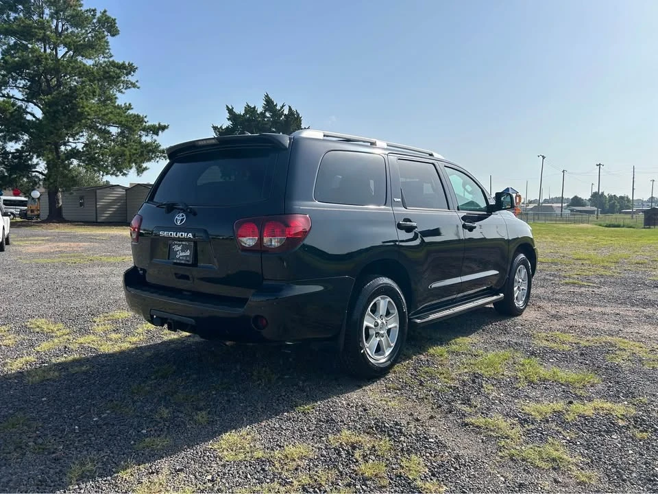 2018 Toyota Sequoia 2nd Gen - Image 7 of 15