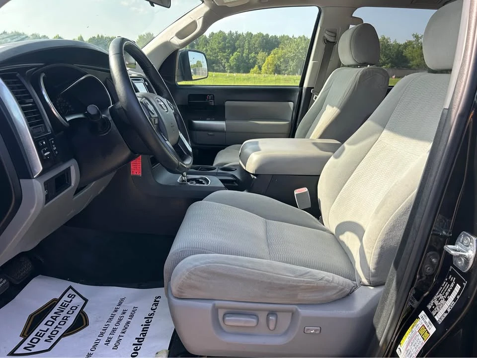 2018 Toyota Sequoia 2nd Gen - Image 11 of 15