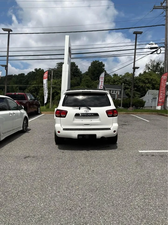 2018 Toyota Sequoia 2nd Gen - Image 3 of 7