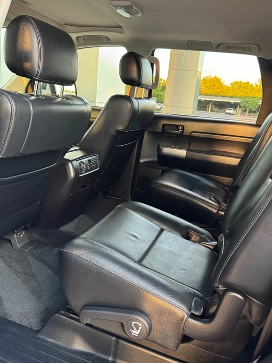 2018 Toyota Sequoia 2nd Gen - Image 13 of 16
