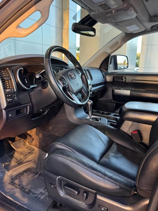 2018 Toyota Sequoia 2nd Gen - Image 7 of 16