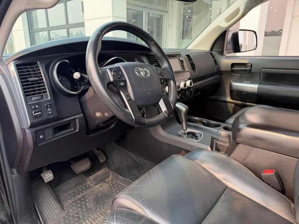 2018 Toyota Sequoia 2nd Gen - Image 13 of 20