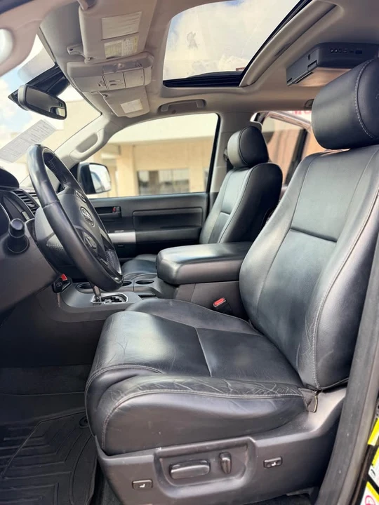 2018 Toyota Sequoia 2nd Gen - Image 2 of 10