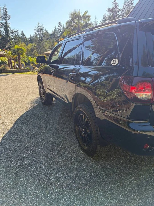 2018 Toyota Sequoia 2nd Gen - Image 5 of 19