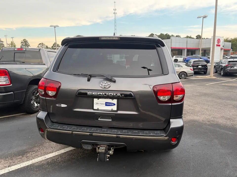 2018 Toyota Sequoia 2nd Gen - Image 3 of 7