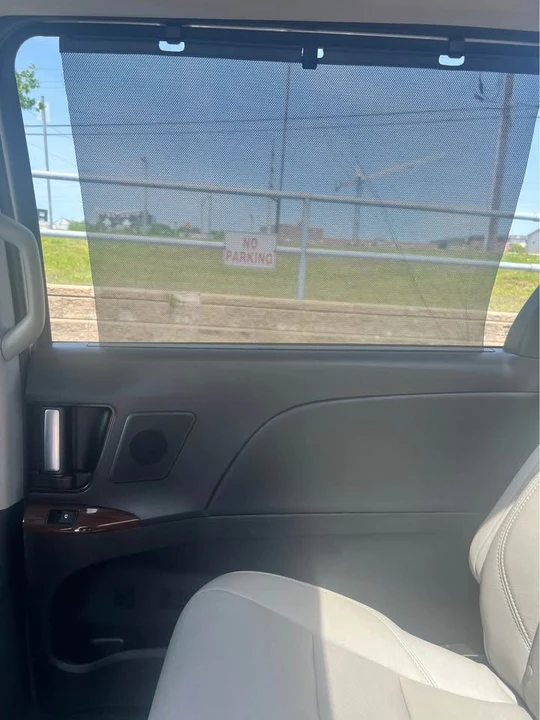 2018 Toyota Sienna 3rd Gen - Image 18 of 20