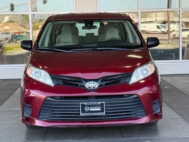 2018 Toyota Sienna 3rd Gen - Image 4 of 12