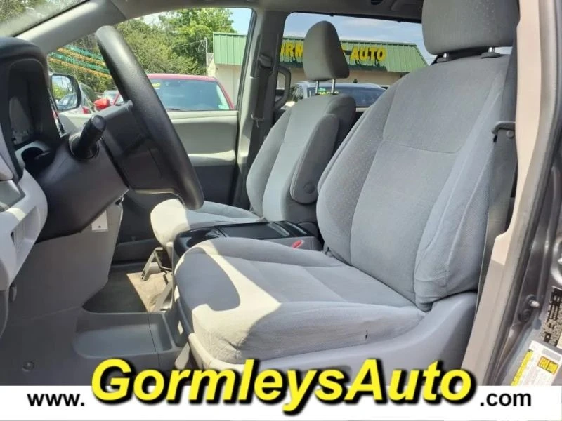 2018 Toyota Sienna 3rd Gen - Image 12 of 12