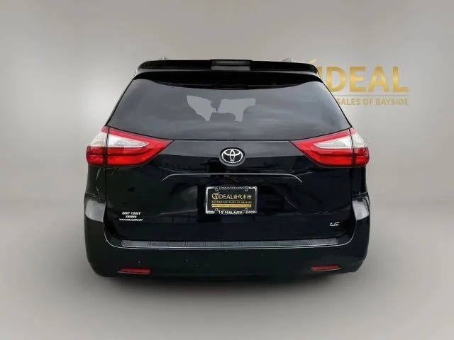 2018 Toyota Sienna 3rd Gen - Image 4 of 21