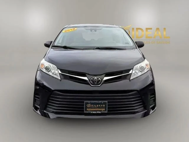 2018 Toyota Sienna 3rd Gen - Image 8 of 21