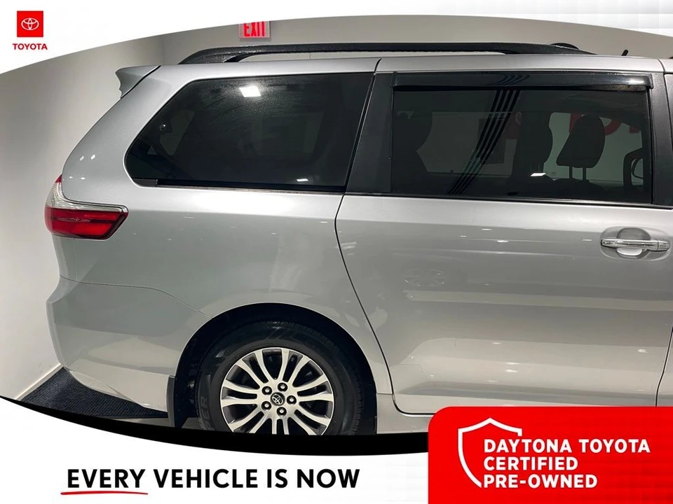 2018 Toyota Sienna 3rd Gen - Image 5 of 12