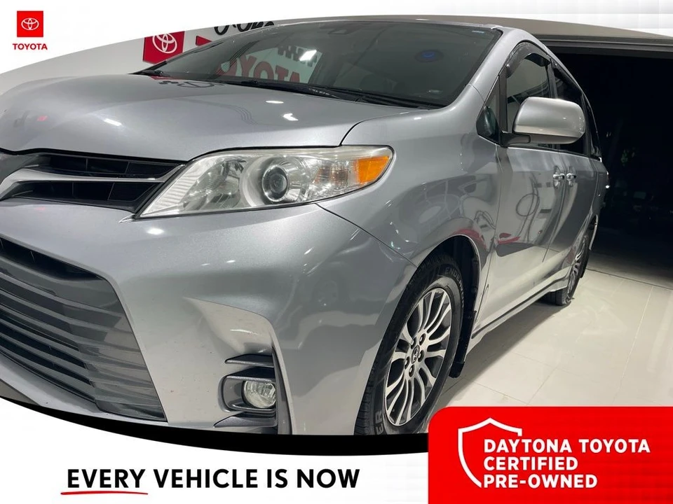 2018 Toyota Sienna 3rd Gen - Image 11 of 12