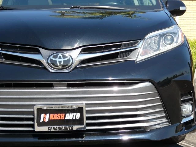 2018 Toyota Sienna 3rd Gen - Image 15 of 21