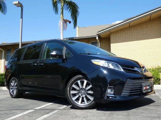 2018 Toyota Sienna 3rd Gen - Image 4 of 21