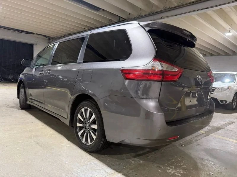 2018 Toyota Sienna 3rd Gen - Image 3 of 12