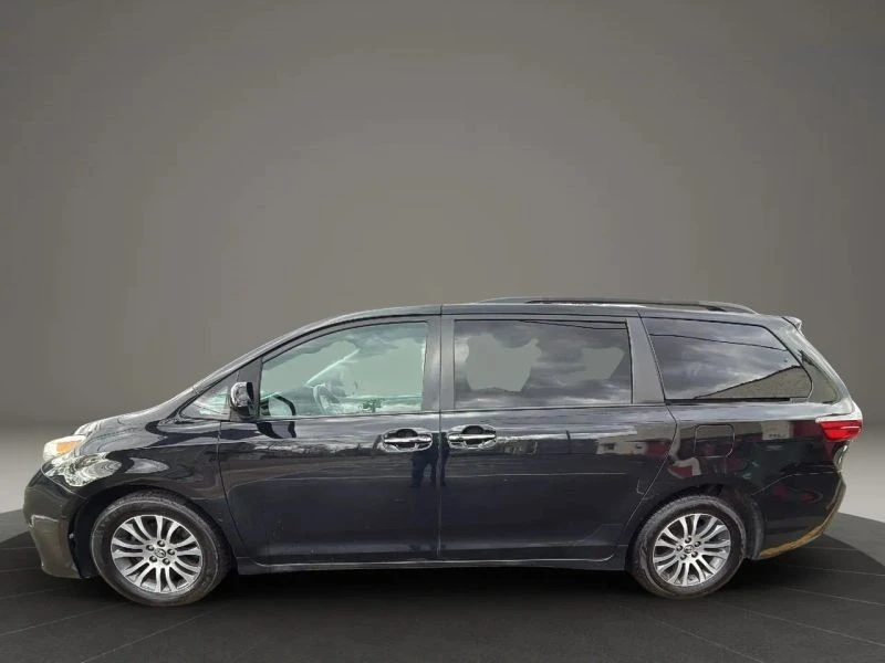 2018 Toyota Sienna 3rd Gen - Image 8 of 12