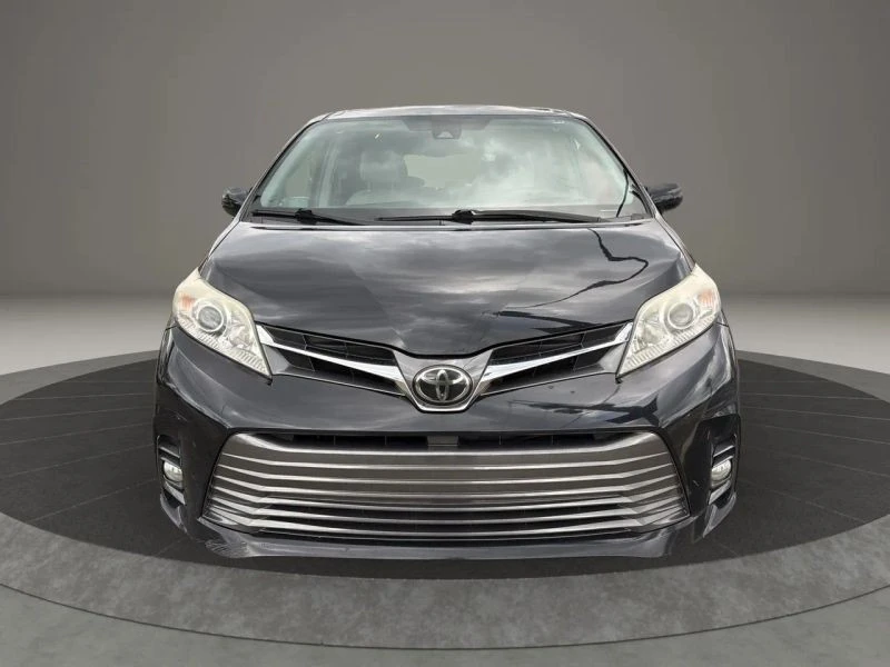2018 Toyota Sienna 3rd Gen - Image 2 of 12