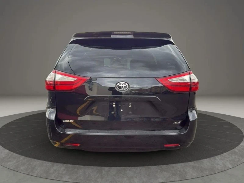 2018 Toyota Sienna 3rd Gen - Image 6 of 12
