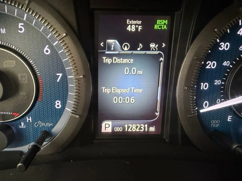 2018 Toyota Sienna 3rd Gen - Image 11 of 12