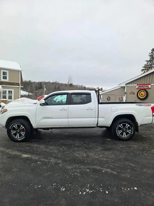 2018 Toyota Tacoma 3rd Gen - Image 3 of 17