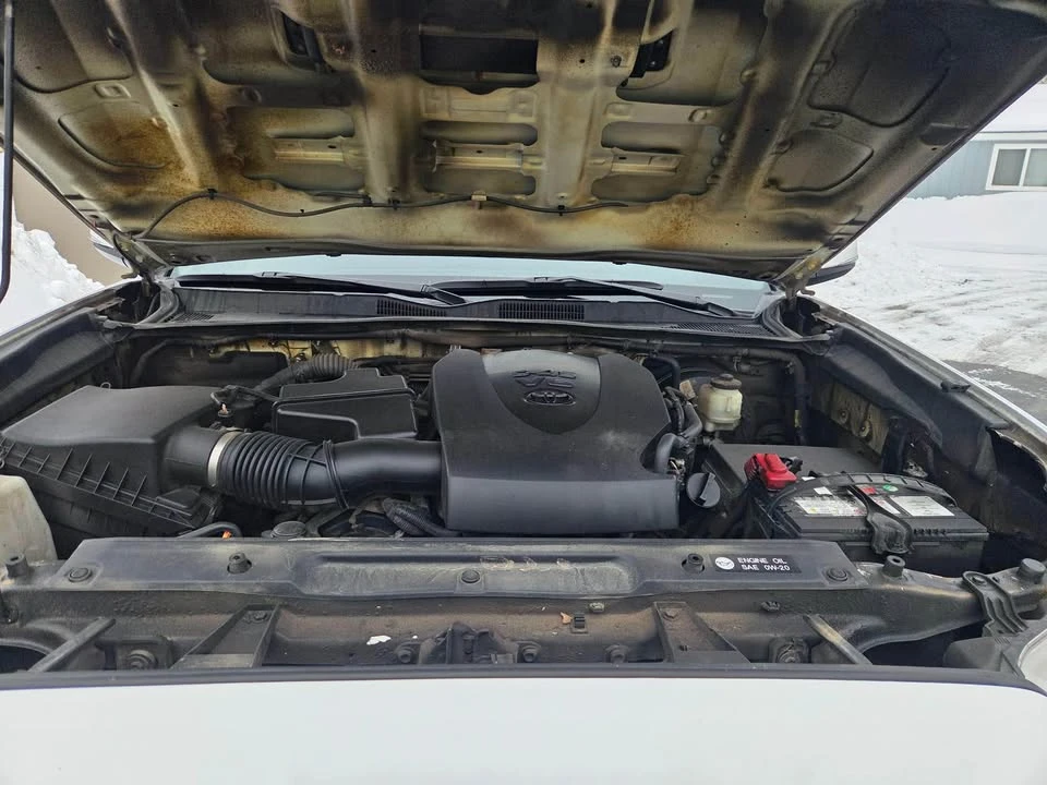 2018 Toyota Tacoma 3rd Gen - Image 13 of 17