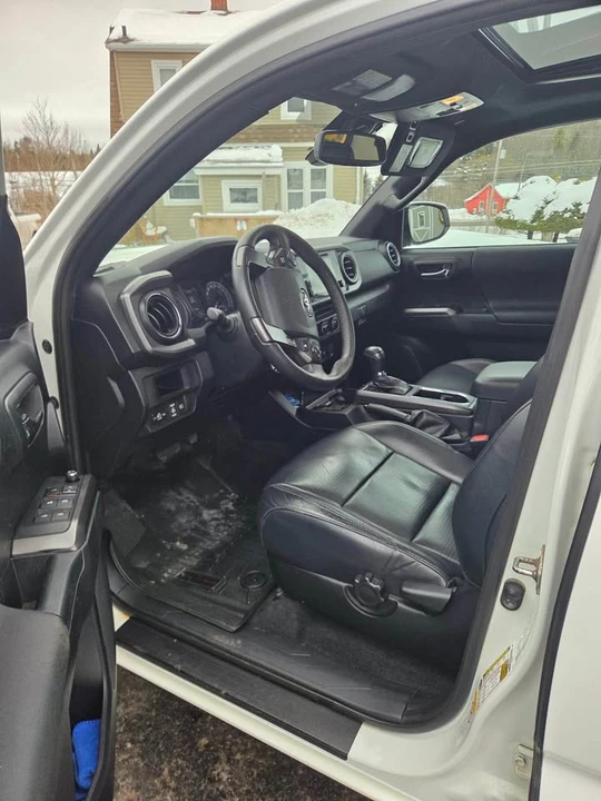2018 Toyota Tacoma 3rd Gen - Image 6 of 17