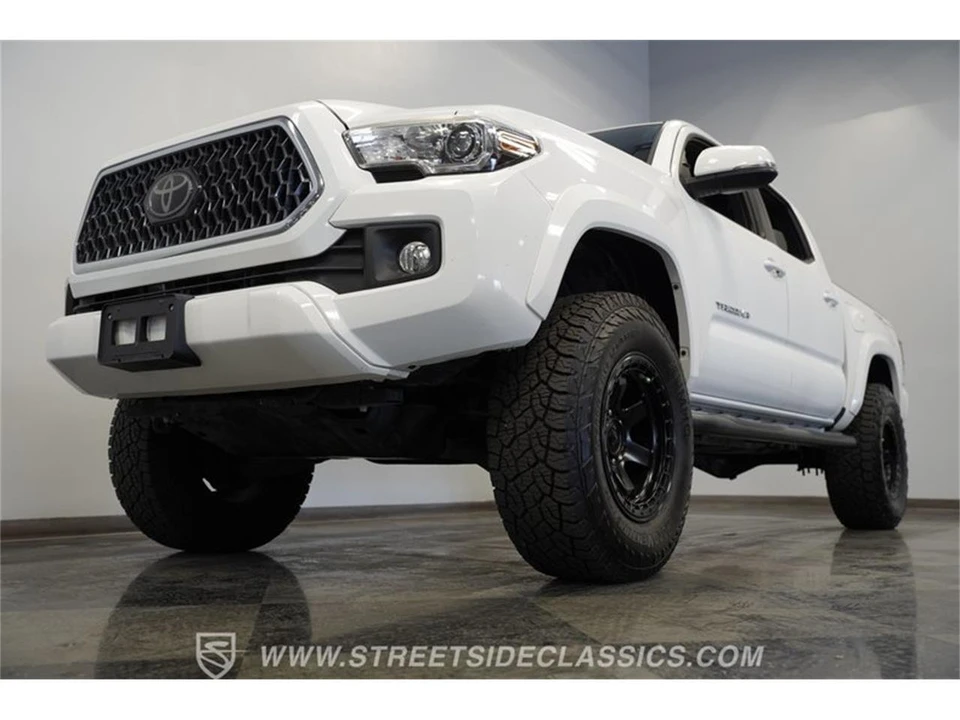 2018 Toyota Tacoma 3rd Gen - Image 21 of 31