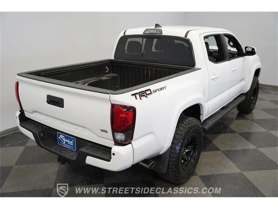 2018 Toyota Tacoma 3rd Gen - Image 29 of 31