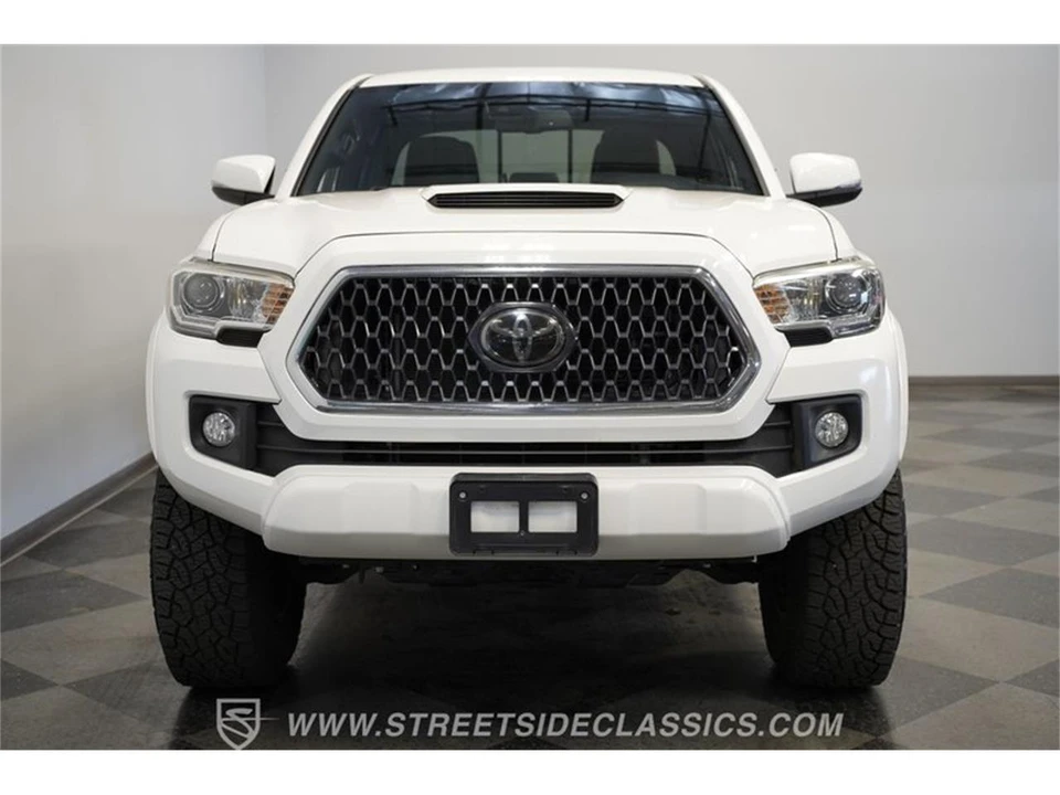 2018 Toyota Tacoma 3rd Gen - Image 18 of 31