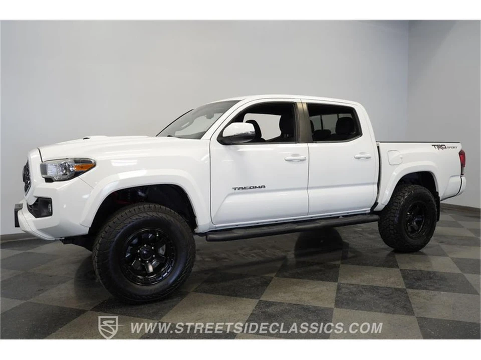 2018 Toyota Tacoma 3rd Gen - Image 7 of 31