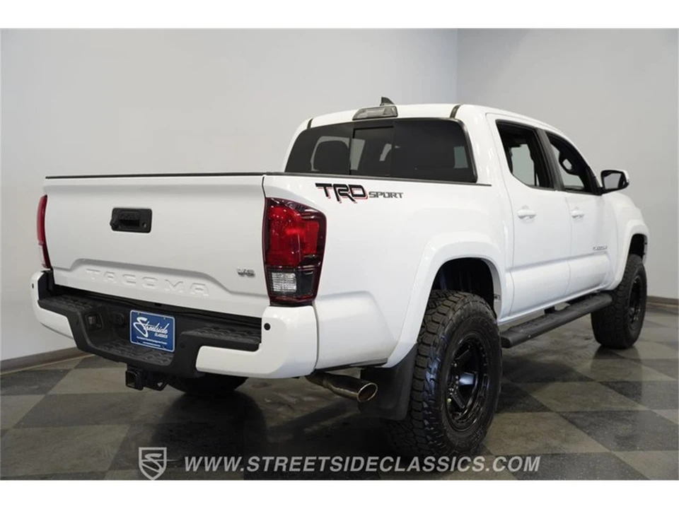 2018 Toyota Tacoma 3rd Gen - Image 12 of 31
