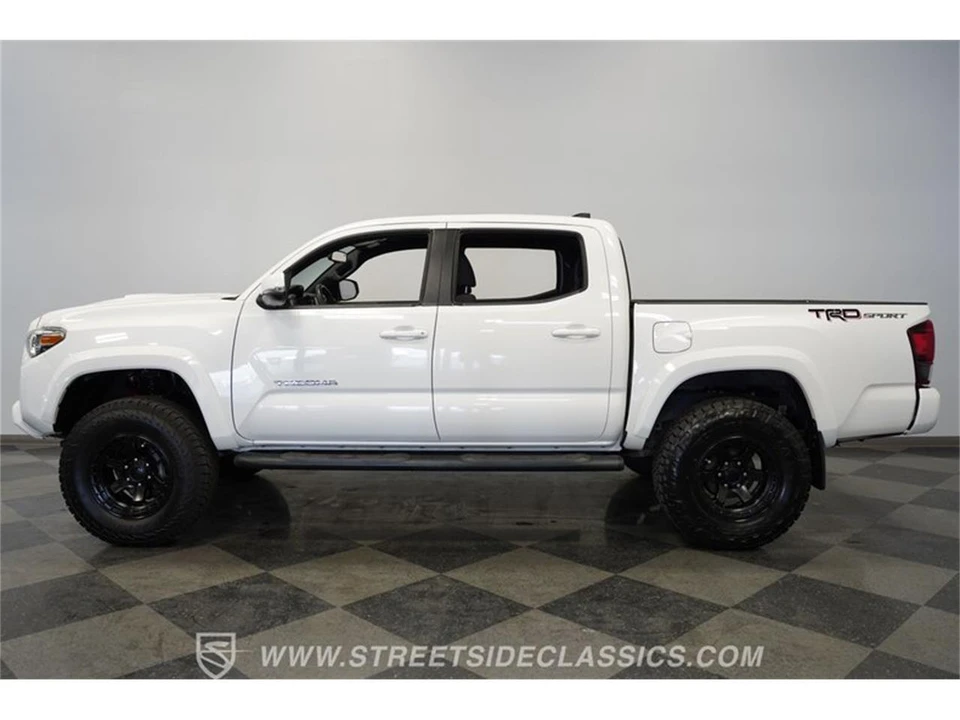 2018 Toyota Tacoma 3rd Gen - Image 8 of 31