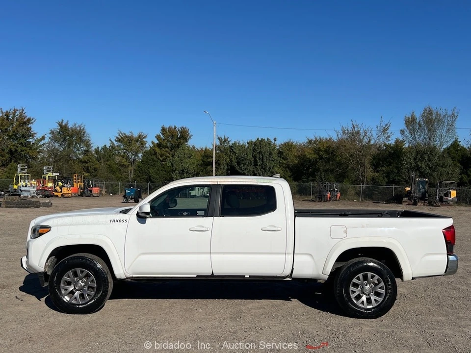 2018 Toyota Tacoma 3rd Gen - Image 5 of 12