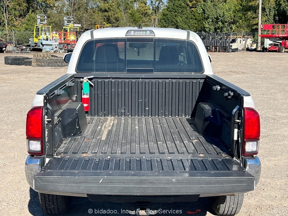2018 Toyota Tacoma 3rd Gen - Image 9 of 12