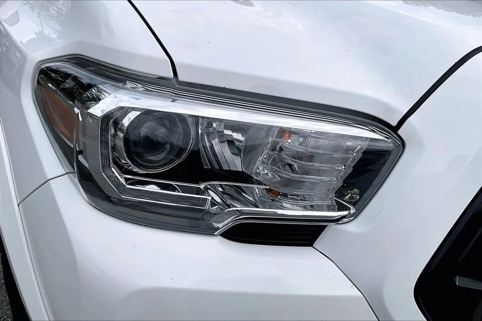 2018 Toyota Tacoma 3rd Gen - Image 18 of 20