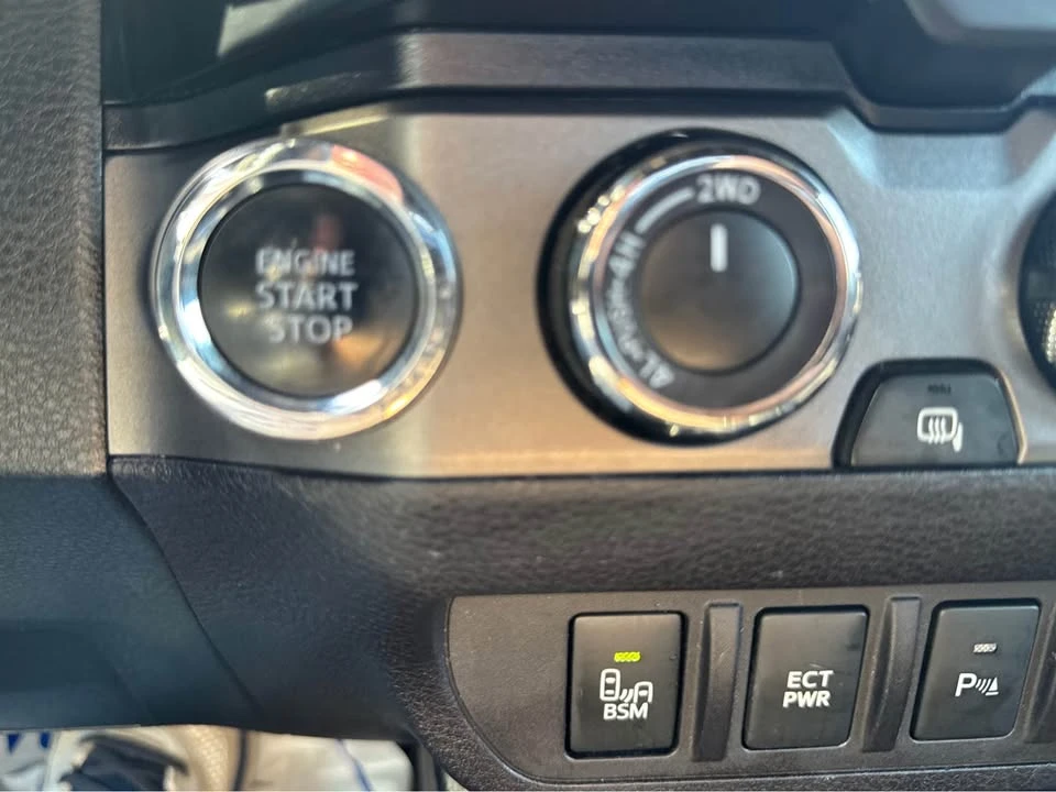 2018 Toyota Tacoma 3rd Gen - Image 18 of 20