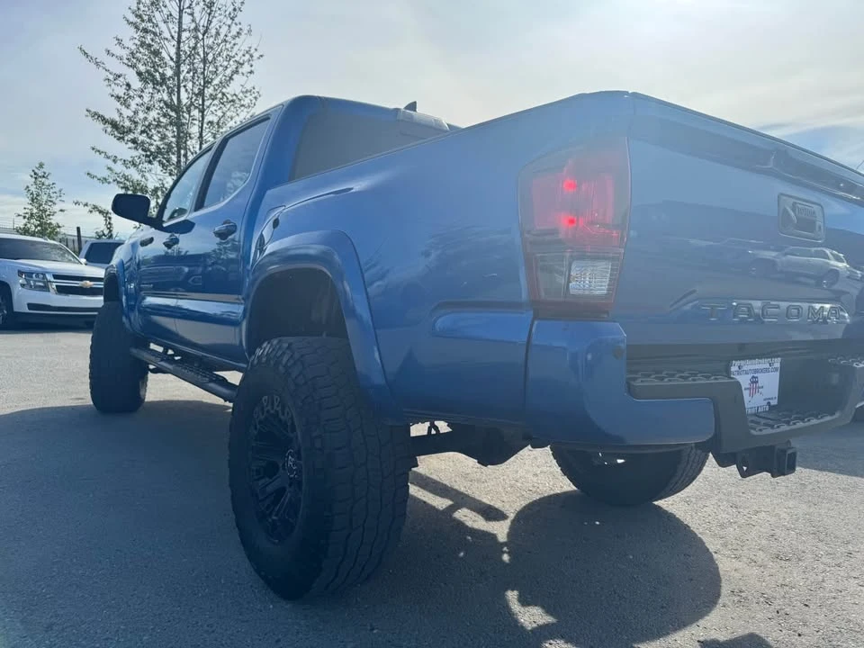 2018 Toyota Tacoma 3rd Gen - Image 5 of 20
