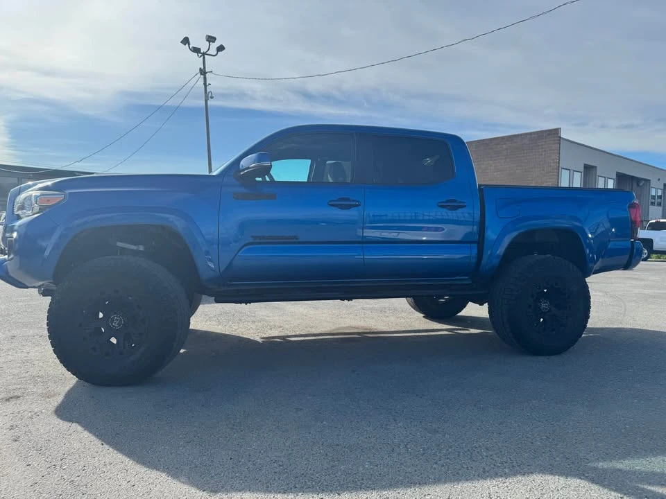 2018 Toyota Tacoma 3rd Gen - Image 4 of 20