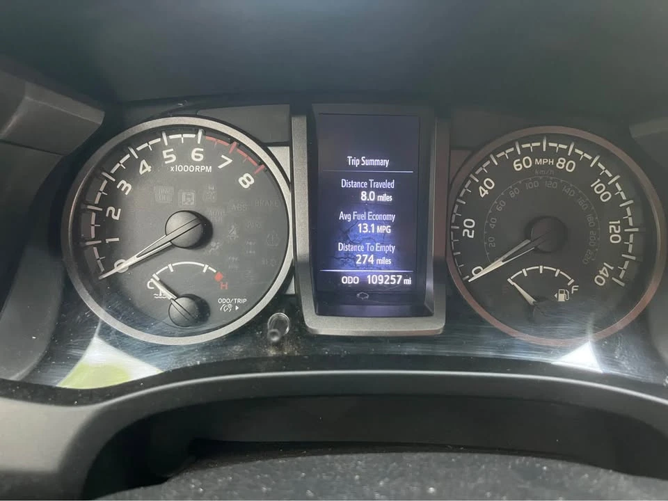 2018 Toyota Tacoma 3rd Gen - Image 8 of 10