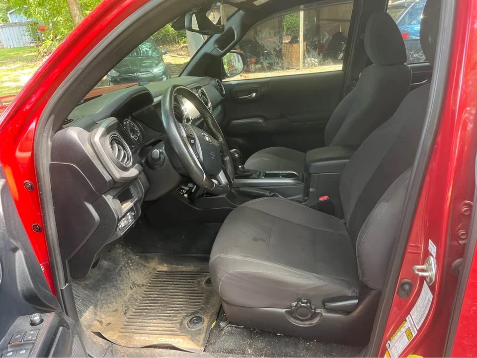 2018 Toyota Tacoma 3rd Gen - Image 6 of 10