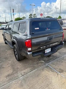 2018 Toyota Tacoma TRD Sport Pickup 4D 5 ft