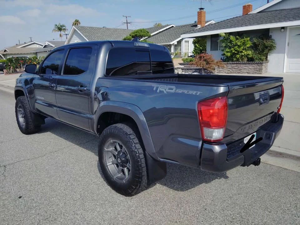 2018 Toyota Tacoma 3rd Gen - Image 2 of 17
